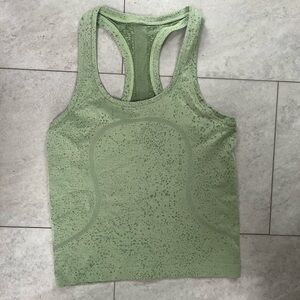 Lululemon Swiftly Tech Tank - Race Length